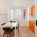Soar Home Guest House L Entrecampos 3 L Central Comfort Stay, Fast Wifi, Steps To Metro, Near Campo Grande Park