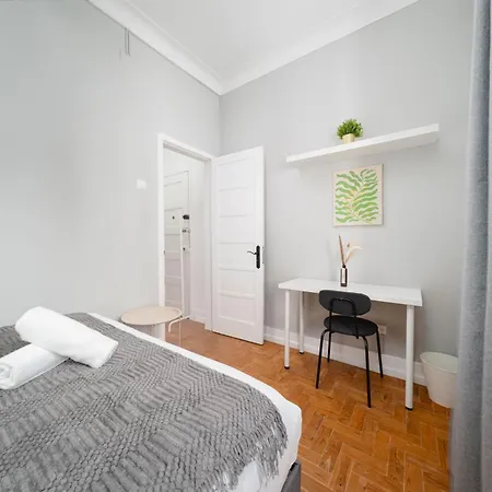 招待所 Soar L Entrecampos 3 L Comfort Stay, Fast Wifi, Steps To Metro, Near Campo Grande Park *
