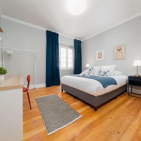 Soar Home Guest House L Entrecampos 3 L Central Comfort Stay, Fast Wifi, Steps To Metro, Near Campo Grande Park