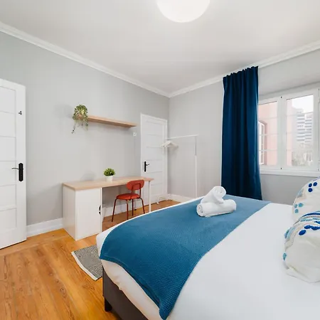 Soar L Entrecampos 3 L Comfort Stay, Fast Wifi, Steps To Metro, Near Campo Grande Park Гостевой дом