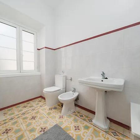 Soar L Entrecampos 3 L Comfort Stay, Fast Wifi, Steps To Metro, Near Campo Grande Park Гостевой дом *
