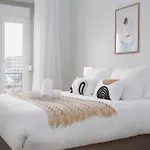 Soar L Entrecampos 3 L Comfort Stay, Fast Wifi, Steps To Metro, Near Campo Grande Park Guest house Lisbon