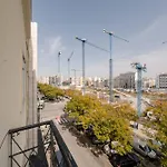 Soar L Entrecampos 3 L Comfort Stay, Fast Wifi, Steps To Metro, Near Campo Grande Park Lisbon
