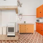 Soar L Entrecampos 3 L Comfort Stay, Fast Wifi, Steps To Metro, Near Campo Grande Park Guest house Lisbon
